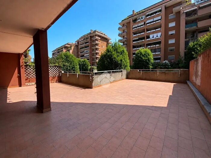 Appartamento quadrilocale in vendita in Via Ugo La Malfa, Milano