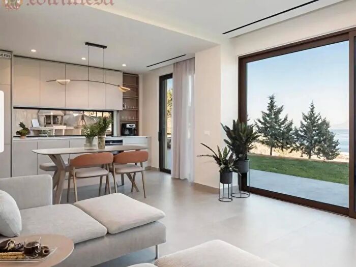 Appartamento quadrilocale in vendita in Via Bernini, Monza