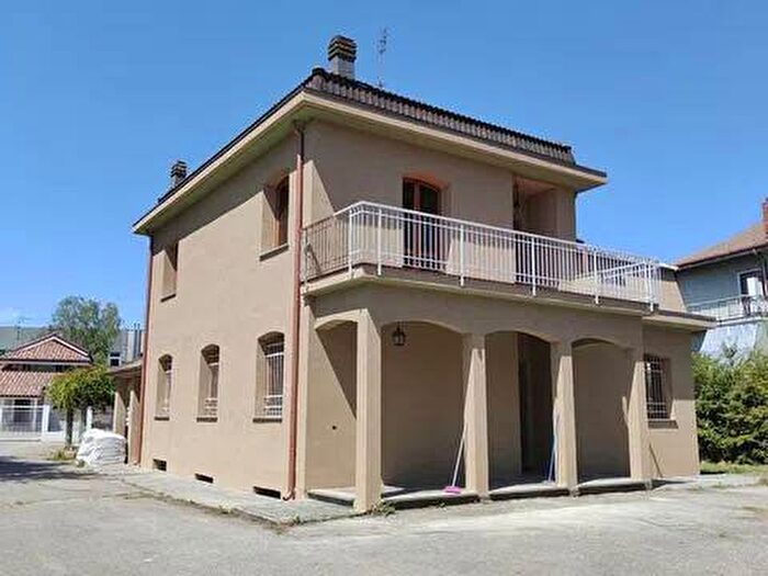 Casa con 6 locali in affitto in Strada Malpotremo, San Bernardino, Ceva