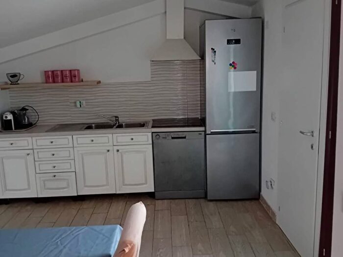 Casa trilocale in affitto in Via Pistoiese, Brozzi, Firenze