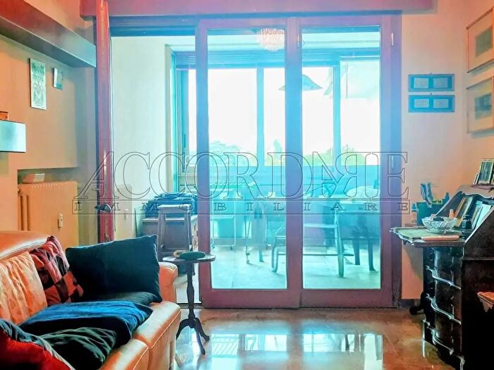 Appartamento con 6 locali in vendita in Padova