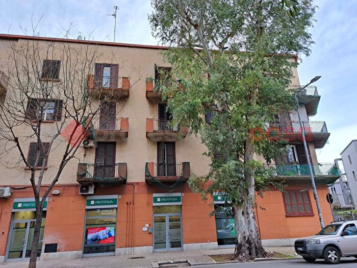 Appartamento trilocale in vendita in Viale Orazio Flacco, Bari