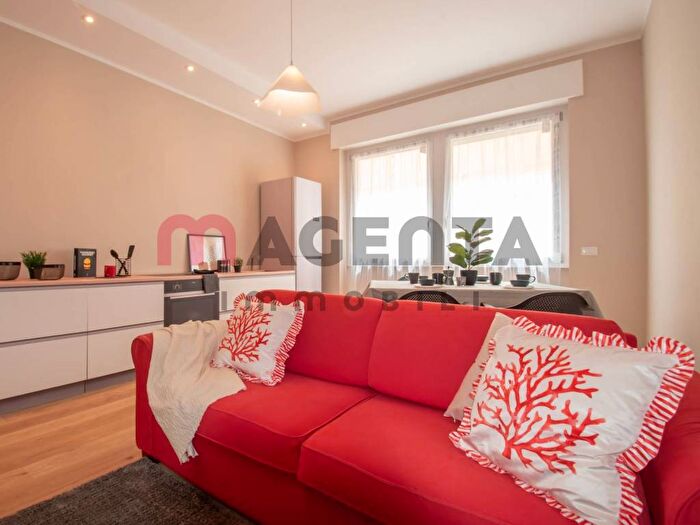Appartamento trilocale in vendita in Corso Magenta, Magenta Arnaldo, Brescia