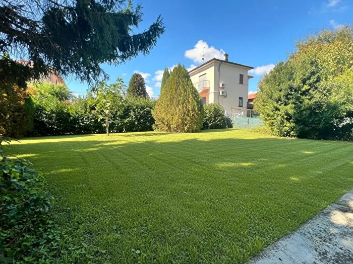 Casa trilocale in vendita in Colo Leonardo da Vin, Borgoratto Alessandrino