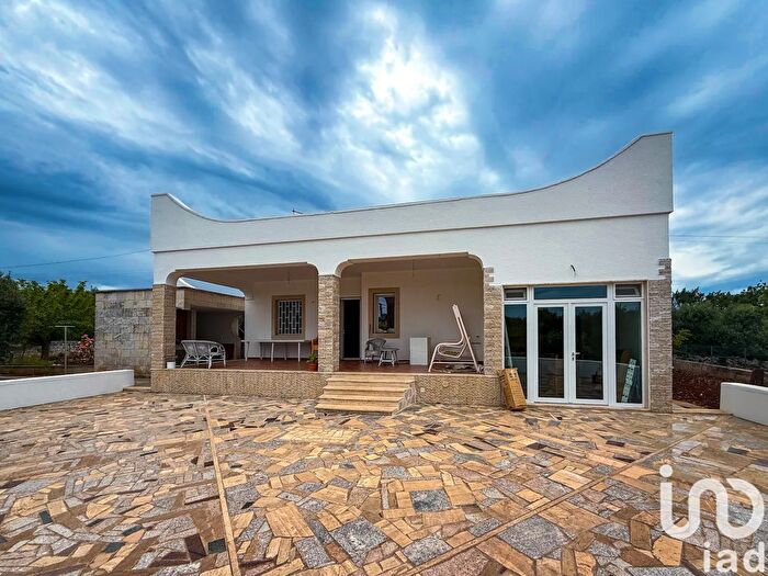 Casa con 8 locali in vendita in Localitãnbsp Camastra, Ostuni