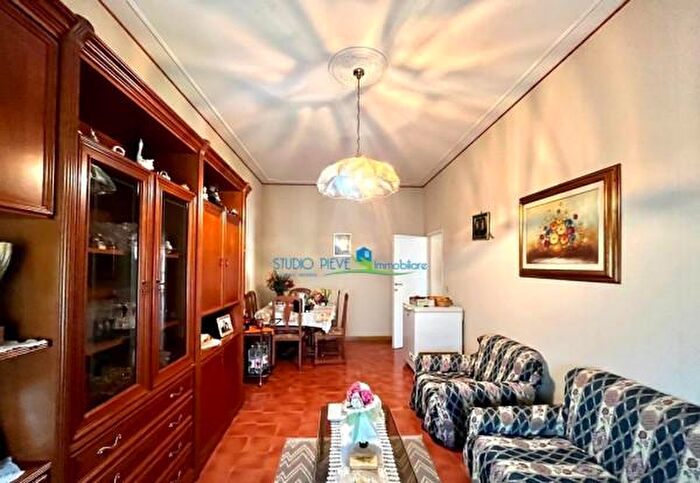 Appartamento quadrilocale in vendita in Via delle Vigne, Montecatini Terme