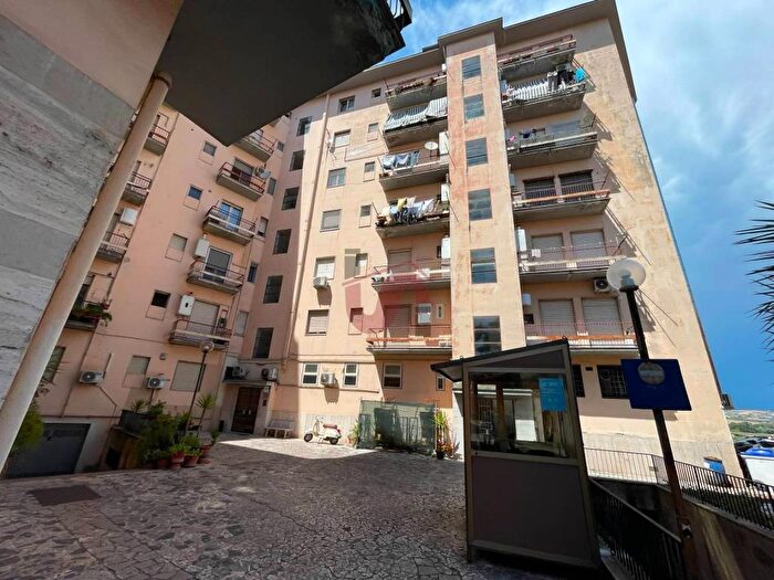 Appartamento trilocale in affitto in Corso Dante Alighieri, Centro Storico, Benevento