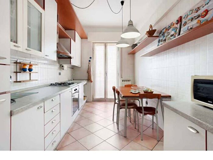 Appartamento trilocale in affitto in Via A Gramsci, Burago di Molgora