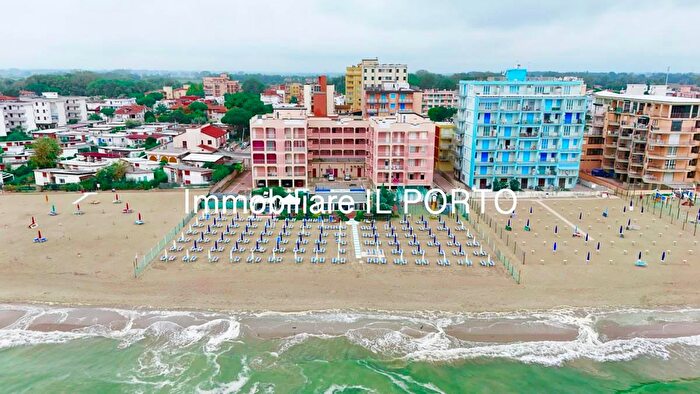 Appartamento trilocale in vendita in Comacchio