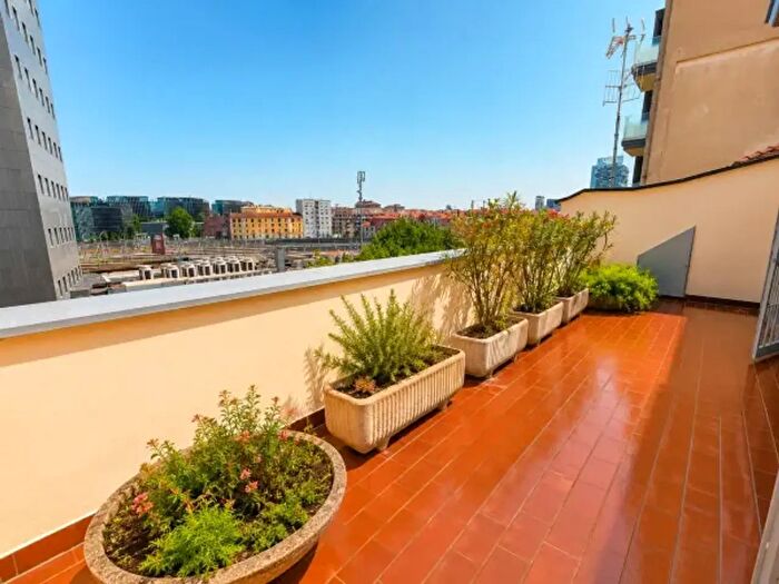 Appartamento trilocale in vendita in Milano