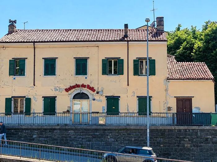 Casa con 7 locali in vendita in Via Liburnia, Trieste