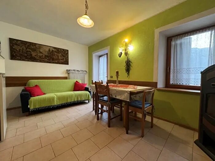 Appartamento quadrilocale in vendita in Via PF Calvi, Auronzo Di Cadore