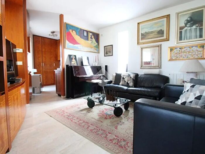 Casa con 6 locali in vendita in Via Tagliamento, Prato