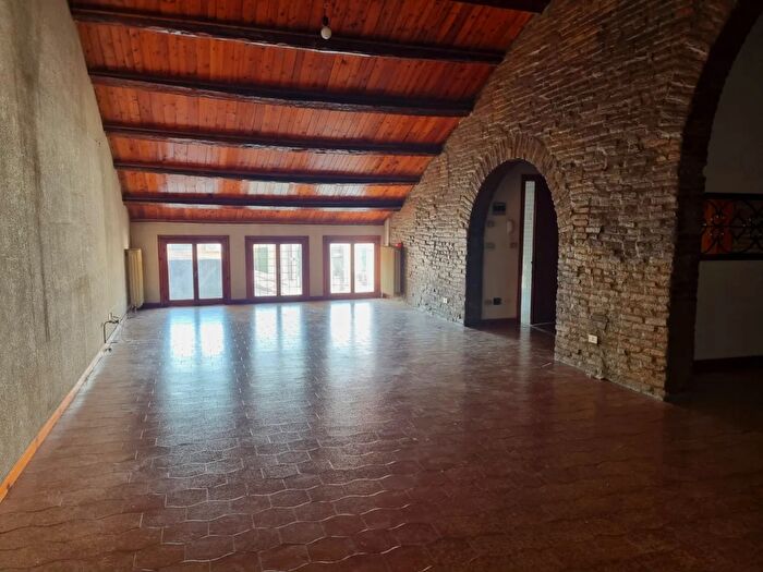 Appartamento quadrilocale in vendita in Via G Matteotti, Este