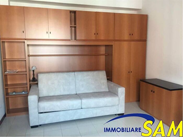 Appartamento monolocale in affitto in Via Mezzofanti, Argonne Corsica, Milano