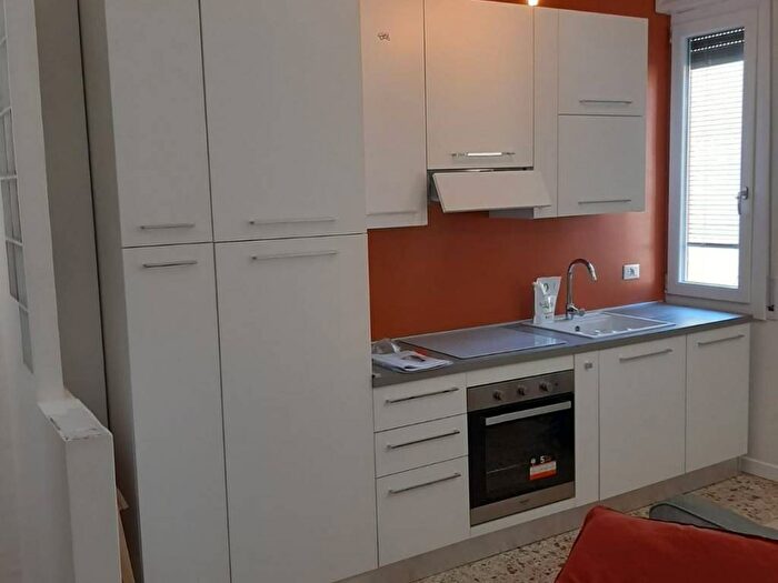 Appartamento trilocale in affitto in Via Leonello Grossi, Saragozza fuori Porta, Bologna