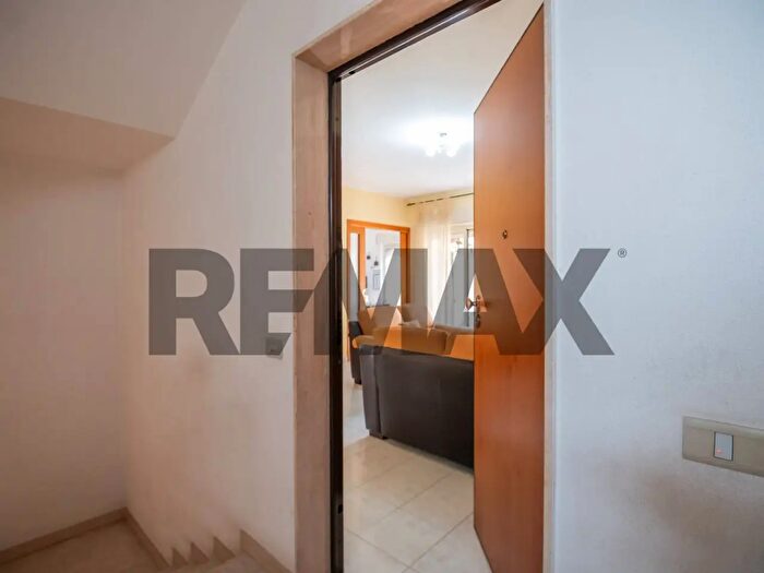 Appartamento con 5 locali in vendita in Via Giacomo Leopardi, Caltagirone