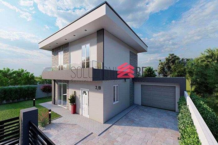 Casa quadrilocale in vendita in Via Cesare Pavese, San Pietro Mosezzo