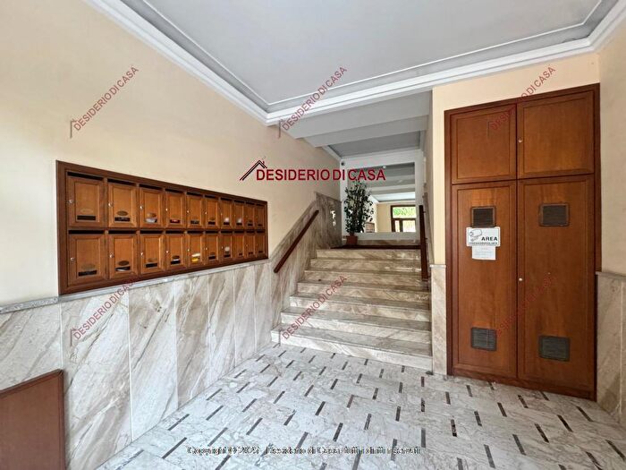 Appartamento con 7 locali in vendita in Trapani