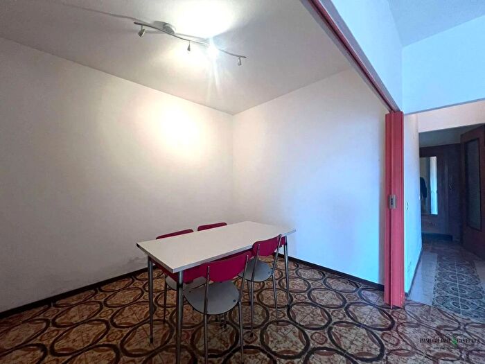 Casa quadrilocale in vendita in Canossa