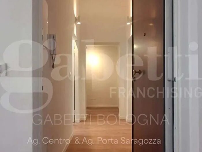 Appartamento quadrilocale in affitto in Via De Chiari, Bologna