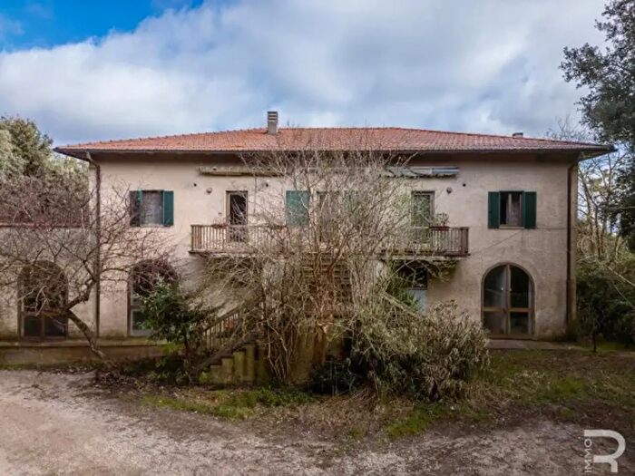 Casa con 6 locali in vendita in Strada Provinciale Aione, Scansano
