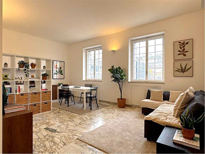 Appartamento bilocale in affitto in Via SantOrsola, Carrobbio, Milano