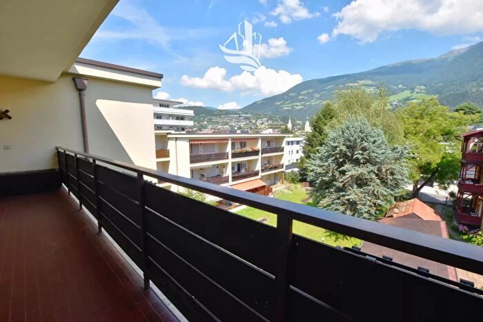 Appartamento quadrilocale in vendita in Via Carducci, Bressanone