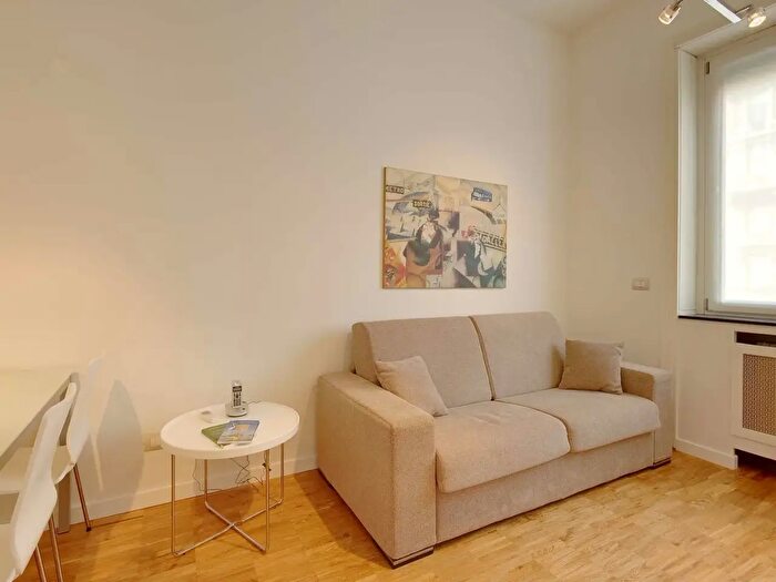 Appartamento monolocale in affitto in Via Giovanni Battista Pergolesi, Milano