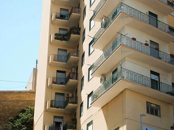Appartamento con 5 locali in vendita in Via Salita Madonna degli Angeli, Agrigento