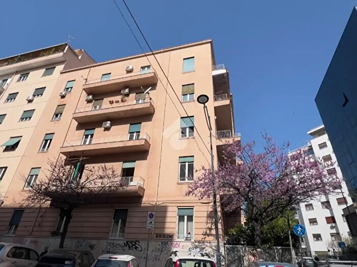 Appartamento bilocale in vendita in Via Ugo Foscolo, Palermo
