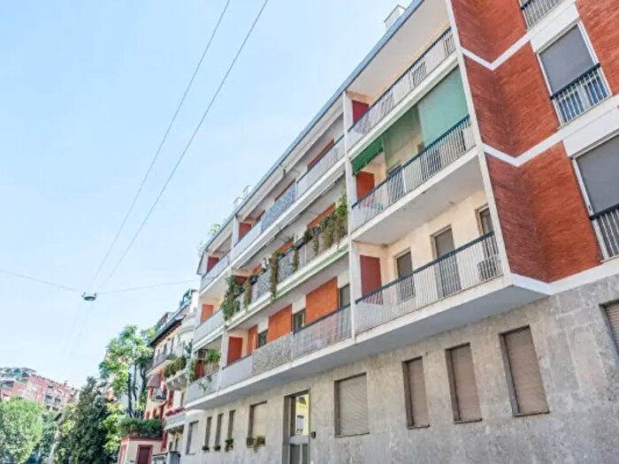 Appartamento trilocale in affitto in Milano