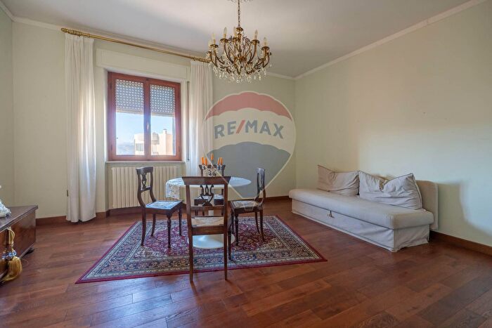 Appartamento quadrilocale in vendita in Via Umbria, Cupramontana