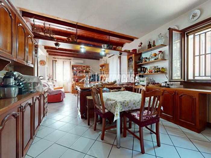 Casa quadrilocale in vendita in Via Rampe di Malacappa, Argelato