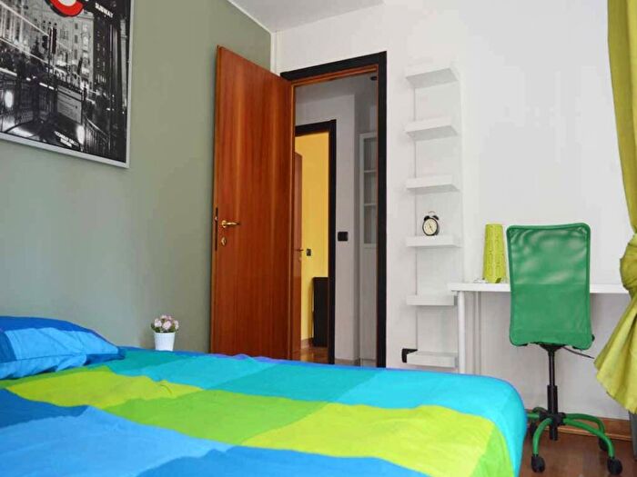 Appartamento con 5 locali in affitto in Via Giovanni Montemartini, Corvetto, Milano