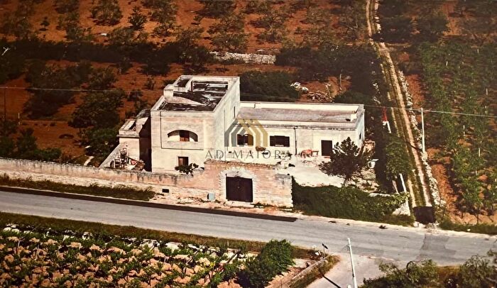 Casa con 5 locali in vendita in Bitonto