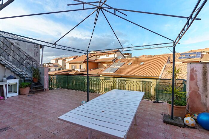 Appartamento bilocale in vendita in Via Giovanni Consoli, Camporotondo Etneo