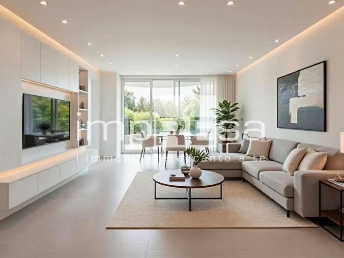 Casa con 7 locali in vendita in Via Roma, Silea