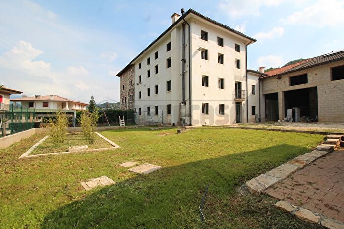 Appartamento quadrilocale in affitto in Via dallAva, Nogarole Vicentino