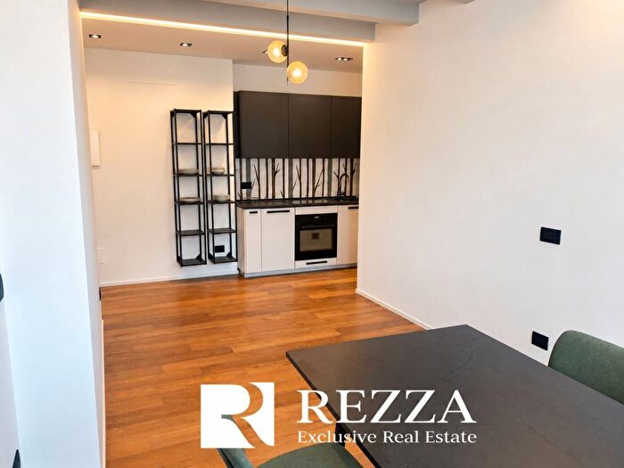 Appartamento bilocale in affitto in Via Melchiorre Gioia, Centrale, Milano