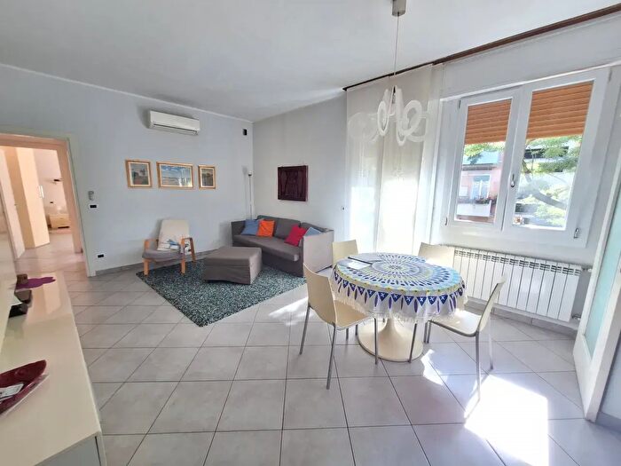 Appartamento trilocale in vendita in Via Cesare Levi, Venezia