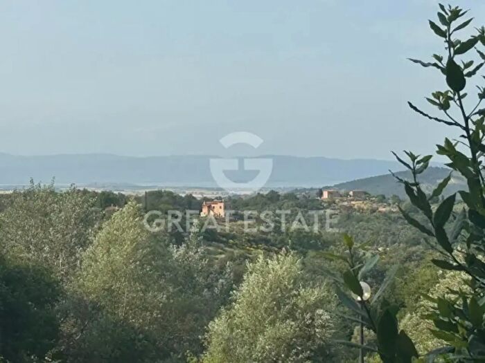 Casa con 6 locali in vendita in Via Osvaldo Fabietti, Citta Della Pieve