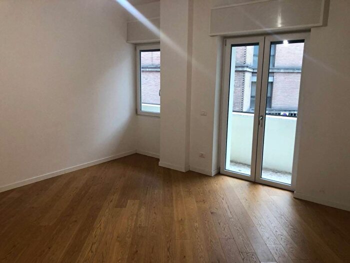 Appartamento quadrilocale in affitto in Via Don Carlo Steeb, Valverde, Verona