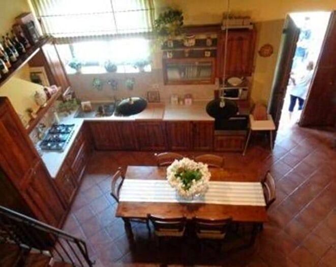 Casa con 5 locali in affitto in Via Vecchia Pesciatina in Gragnano, Gragnano Lappato, Capannori