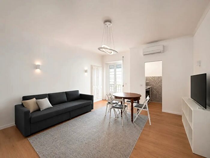 Appartamento bilocale in affitto in Via Archimede, Roma