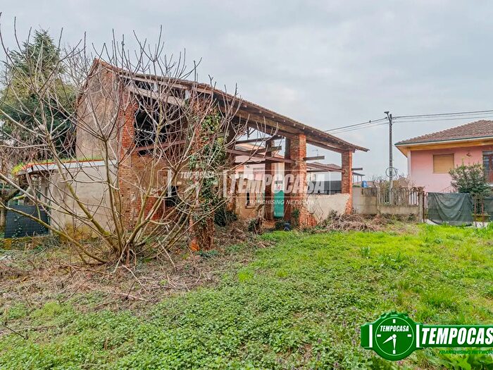 Casa quadrilocale in vendita in Via Cesare Battisti, Bubbiano