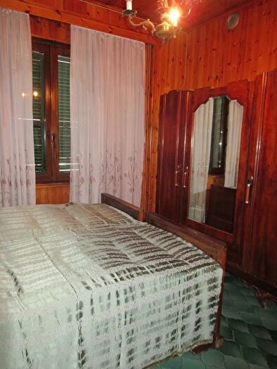 Casa con 8 locali in vendita in Bianzone