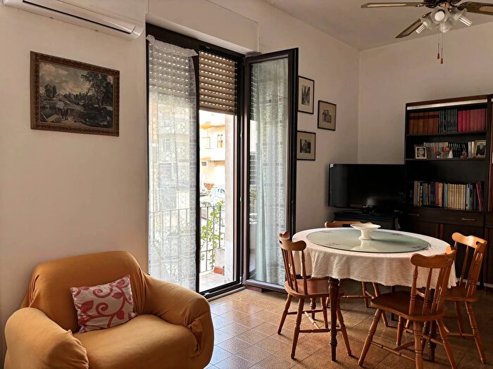 Appartamento con 6 locali in vendita in Cagliari, Cagliari