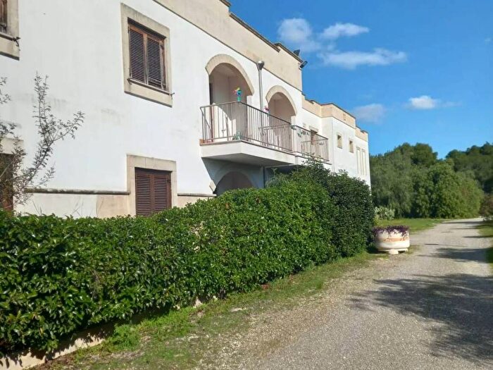 Appartamento trilocale in affitto in Strada Statale Jonica, Castellaneta