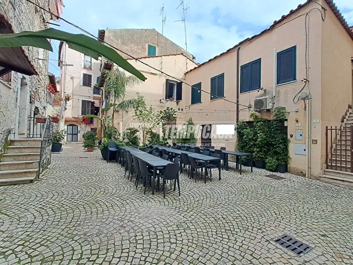 Appartamento bilocale in vendita in Via Campo dei Fiori, Terracina